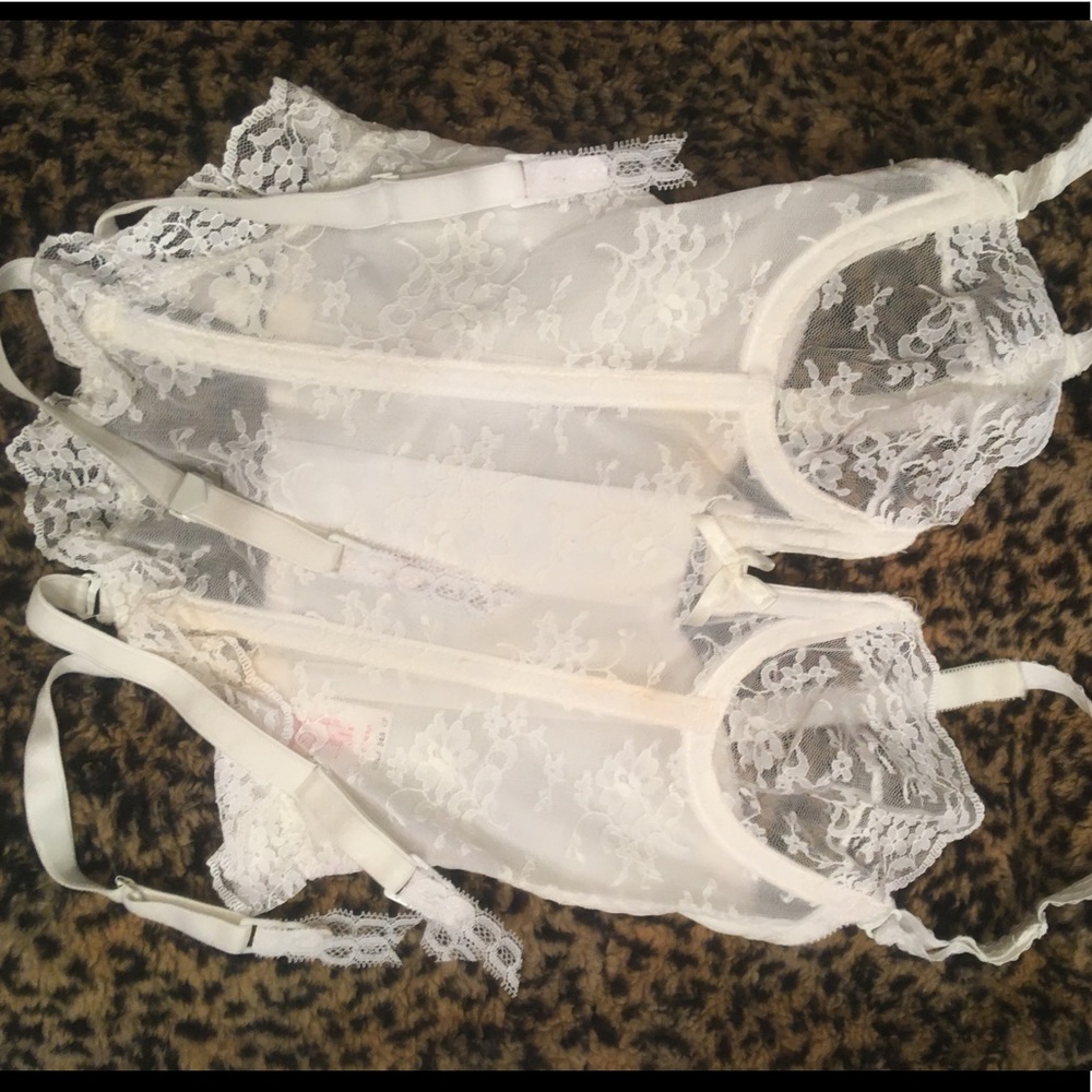 Jezebel White Lace Bustier with Garter, Size 34A